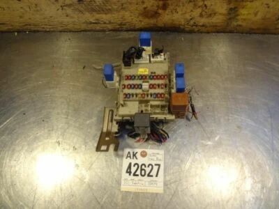 2.5L Interior Fuse Box for 2002 Nissan Sentra SE-R - Image 1 of 3