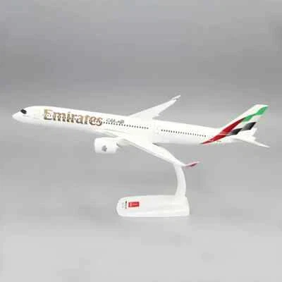 Emirates Airline Airbus A350-900XWB 1:200 Scale Model | PPC Holland - Immagine 1 di 4