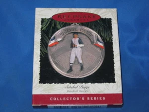 1996 HALLMARK SATCHEL PAIGE CHRISTMAS ORNAMENT - Picture 1 of 3