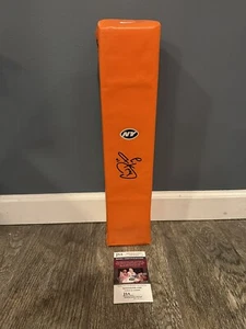 CHAD PENNINGTON SIGNED NEW YORK JETS TOUCHDOWN PYLON JSA COA AUTOGRAPHED RARE - Picture 1 of 3