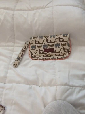 Muñequera tipo billetera para gato vegano Bungalow 360 Foto 1 de 4