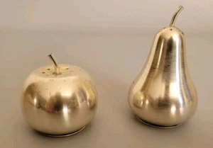 Rare Vintage Metal Pear & Apple Salt & Pepper Shakers By NAPIER MCM 1960's - Picture 1 of 4
