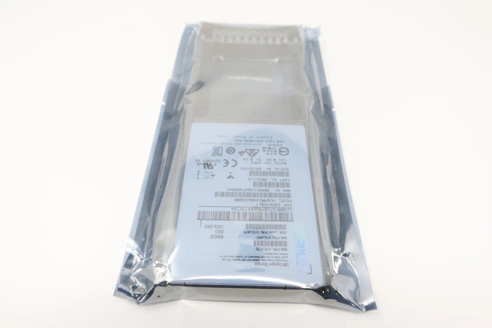 01EJ591 01EJ720 IBM 800GB 12Gbps 2.5in SAS-SSD V3700 V2 Drive - Image 1 of 3