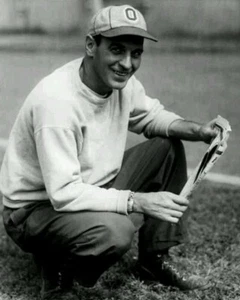 PAUL BROWN 8X10 PHOTO OHIO STATE BUCKEYES PICTURE NCAA FOOTBALL - Picture 1 of 1