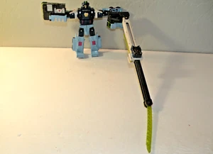 Transformers Cybertron 2004 Mudflap Voyager Class unvollständig - Bild 1 von 6