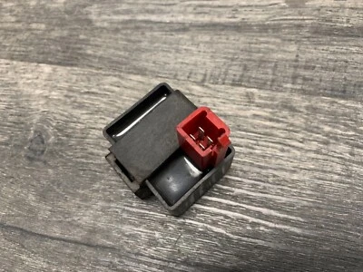 Relé bomba combustible gas Kawasaki ZX9R Ninja ZZR600 ZX7 ZX7R ZX11 OEM Foto 1 de 2