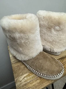 Women's UGG Kestrel Boots Size 8 Suede Leather Shearling Pull On Chestnut - Picture 1 of 10