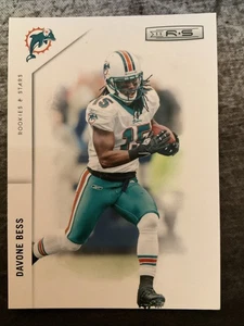 2011 Panini Rookies & Stars - Davone Bess #80 - Picture 1 of 2