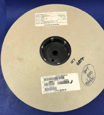 Танталовые конденсаторы AVX 173D106X0010VTCTI060, 106 CaP, 10 В, 20%, катушка 1000 шт. - Изображение 1 из 4
