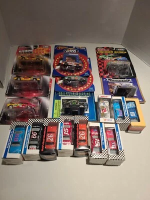 Collectable Matchbox, Nascar and Model Cars lot of 18 - Image 1 of 4