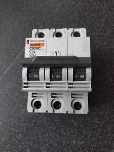 Merlin Gerin Multi 9 25672 C60HC C10 10A MCB - Picture 1 of 3