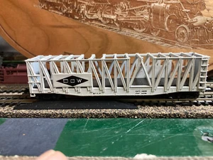 TRIX N SCALE DOW PULPWOOD CAR - Picture 1 of 3