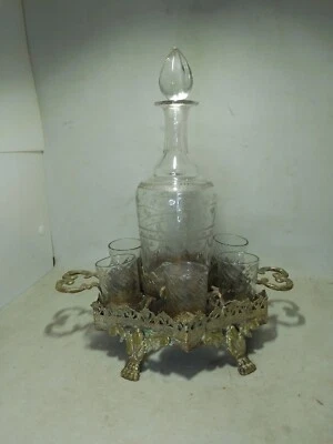 ANCIEN SERVICE A LIQUEUR EN BRONZE ET VERRE - Photo 1/4