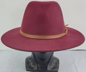 Wyeth Billie in Weinrot 100 % Wolle mit Lederband Fedora Hut Einheitsgröße - gebraucht, in einwandfreiem Zustand - Bild 1 von 7