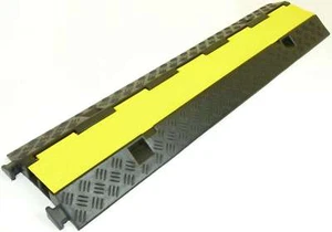 2 Kanal ECO Gummi Kabelbrücke Schlauchbrücke PKW LKW Überfahrschutz Kabel Rampe - Bild 1 von 12
