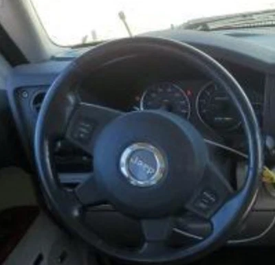 Jeep Commander LH 2007-2007 airbag volante conductor OEM Foto 1 de 3