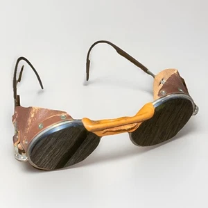 Vintage CESCO Safety Motorcycle Welders Glasses GREEN LENS Sunglasses STEAMPUNK - Picture 1 of 9