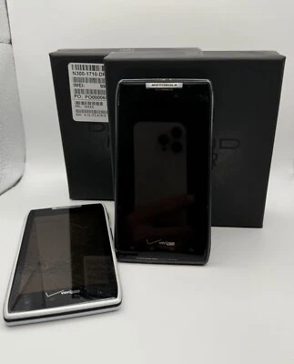 Motorola First Generation Razr For Parts, Black One Lights Up - Image 1 of 4