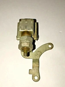 INTERRUPTOR DE KICKDOWN OVERDRIVE MOPAR 1631-618 717589 1479527 JEEP CHRYSLER - Imagen 1 de 3
