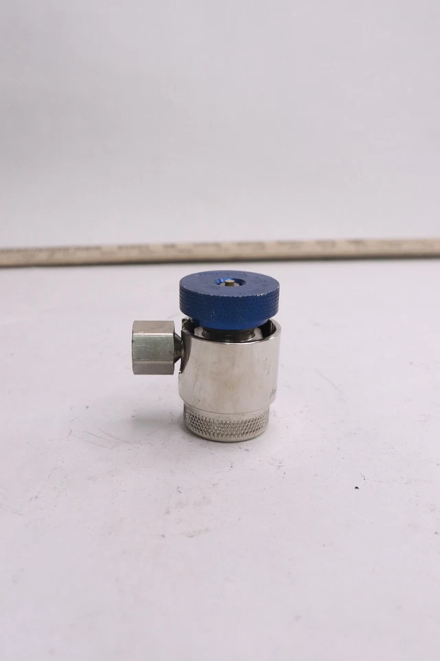 Mastercool Low Side Coupler 83934 - Image 1 of 3