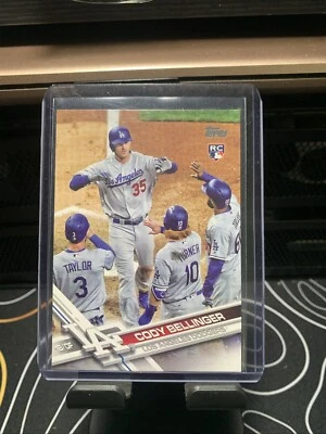 2017 Topps Update Series Short Print Variation Cody Bellinger #US50 (RC) - Image 1 of 2
