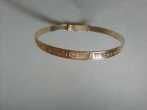Gold Baby Child Bangle Expanding Solid 9 Carat Twinkle Little Star Yellow - Picture 1 of 5