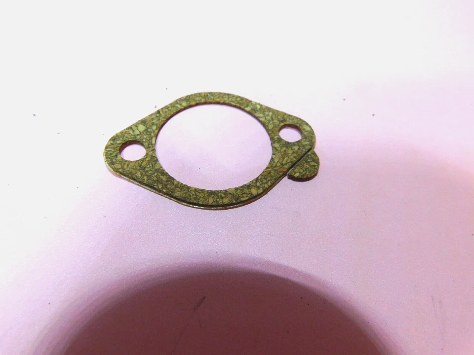 JUNTA FILTRO DE AIRE ORIGINAL BRIGGS & STRATTON # 272296 --- CAJA 84 A Foto 1 de 1