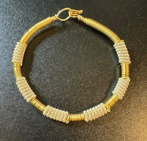 Handgefertigtes Armband Gold & Silberton hergestellt mit anlaufenfreiem Draht passt Gr. 7 - Bild 1 von 5