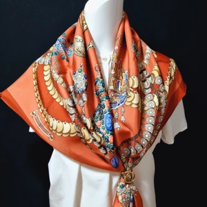 RARE VINTAGE HERMES Silk Scarf "Kosmima" Carre 90 designed by Julie Abadie - Picture 1 of 14
