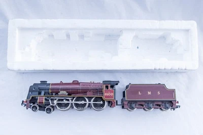 Mainline OO gauge 37060 LMS Royal Scot 6100 loco 70s/80s working - Image 1 of 4