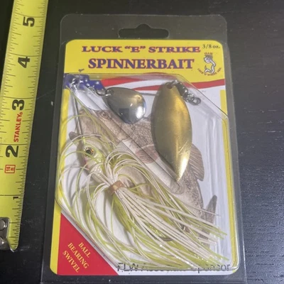 Plantilla Luck "E" Strike Spinnerbait PSB38-121-1 Chartreuse/Blanco 3/8oz Nueva en Paquete Foto 1 de 2