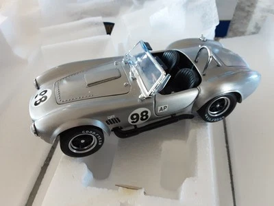 Franklin Mint Shelby Cobra 427 S/C Silver 1/24 Scale - Image 1 of 4
