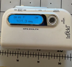 Paquete Reproductor MP3 Digital IRock Modelo 860 con Estuche de Transporte con Clip para Cinturón - Imagen 1 de 6