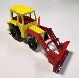 Vintage Corgi Juniors #3303 Yellow/Red Massey Ferguson Tractor HO Diecast - Picture 1 of 10