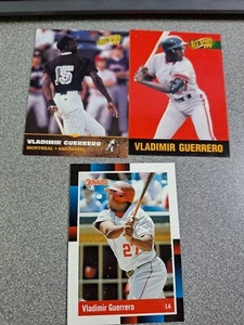 3 Card baseball card LOT N450 - Vladimir Guerrero 2022 #258-#95-#69 - Picture 1 of 2