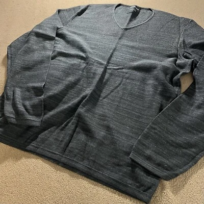 CALVIN KLEIN BLACK TWO-TONE CROSSING SHOULDER LARGE V-NECK LONG SLEEVE PULLOVER - Image 1 of 4