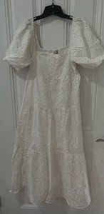 Meadow Rhodes White Embroidered Floral Eyelet Puff Sleeve Maxi Size Medium New - Picture 1 of 3