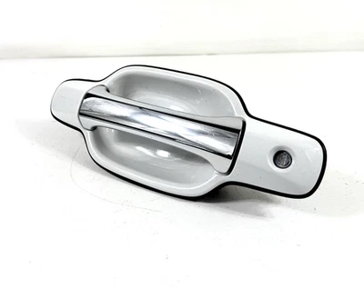 2009-2012 GMC Canyon Chevy Colorado Passenger Right Door Handle White # 25930653 - Image 1 of 4