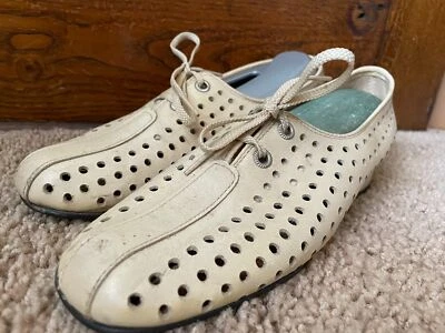VTG 60S 70S WOMENS 6.5 WHITE LACE UP LEATHER CUTOUT HIGH HEEL SHOES - Image 1 of 4