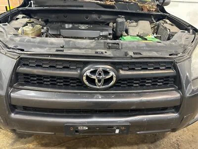 Grille TOYOTA RAV-4 09 10 11 12 - Image 1 of 4