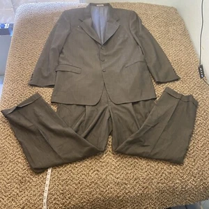 Emanuel Ungaro Men’s Suit 44R Black 100% Wool Single Breasted Two Piece Set - Picture 1 of 7