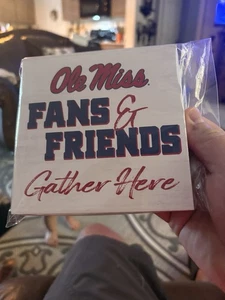 Ole Miss Tischblock für Ole Miss Fans Tischdeko - Bild 1 von 3