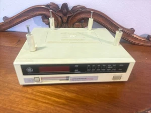 GE Spacemaker AM FM Radio Cassette Player 7-4260A Works Includes Hardware - Picture 1 of 10