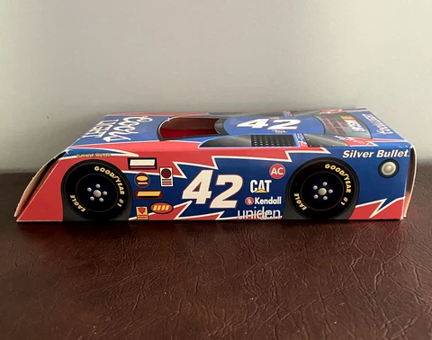 Nascar Coors Light Kyle Petty #42 Adult Slipper Socks With Non-Skid Sole in Box Cover