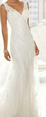 Essense of Australia Ivory Lace Wedding Dress Bridal Gown Veil Cleaned Preserved - Image 1 of 4