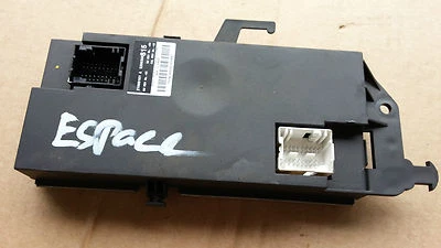 Renault Espace IV MK4 Centralina Comando Luce 8200368815 - Immagine 1 di 4