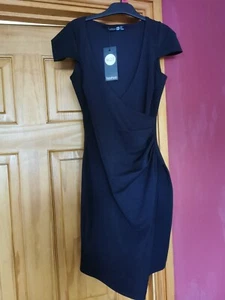 Ladies size 10 dress from Boohoo, new with tags - Picture 1 of 4