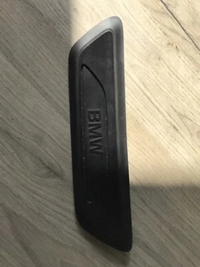 BMW X1 F48 SCHWELLERVERKLEIDUNG TRITT TRITTBLECH HINTEN FAHRER- ODER BEIFAHRERSEITE 7349674 - Bild 1 von 5