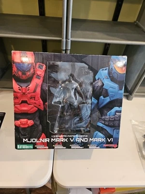 New Kotobukiya Halo Mjolnir Mark V & Mark VI Two-Pack ARTFX+ Statue, 1/10 Scale - Image 1 of 4