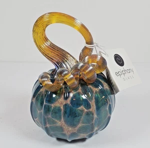 Arte Epifanía Vidrio Soplado a Mano Calabaza Otoño Decoración Esmeralda y Dorado 4"H x 3"W - Imagen 1 de 6